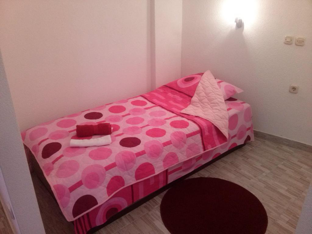 Blue Bay Guest House Трпейца Номер фото